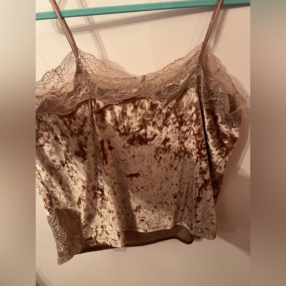 *bundle deal* 2/$15. 3/$20. Lauren Conrad velvet and lace tank top - Picture 4 of 5